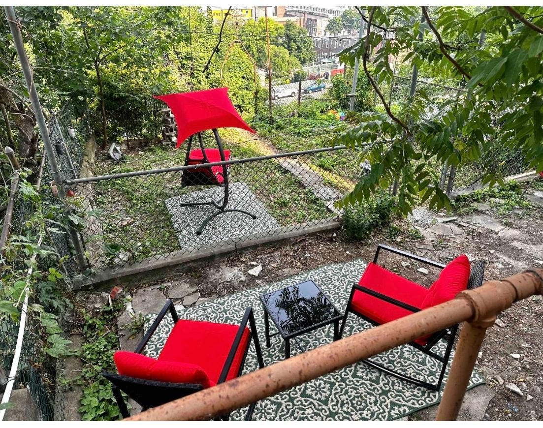 5-A Diamond In Yonkers Apartment Exterior photo